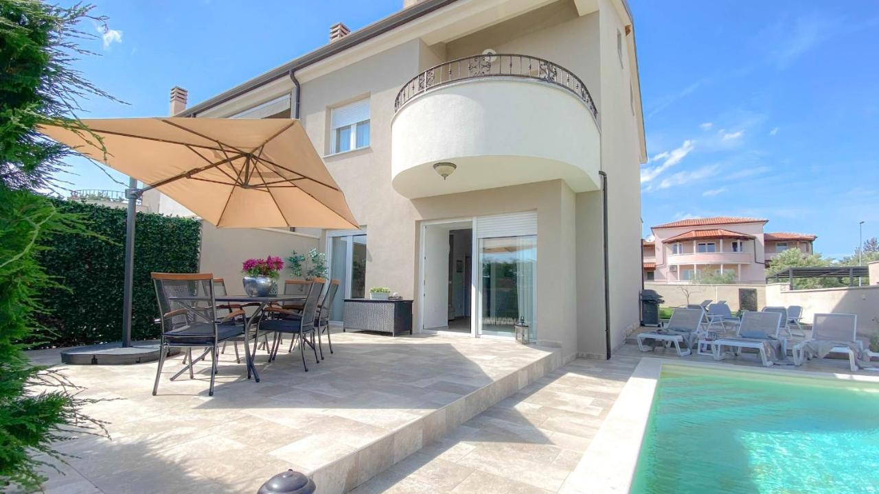Casa Hana Buzinija Экстерьер фото